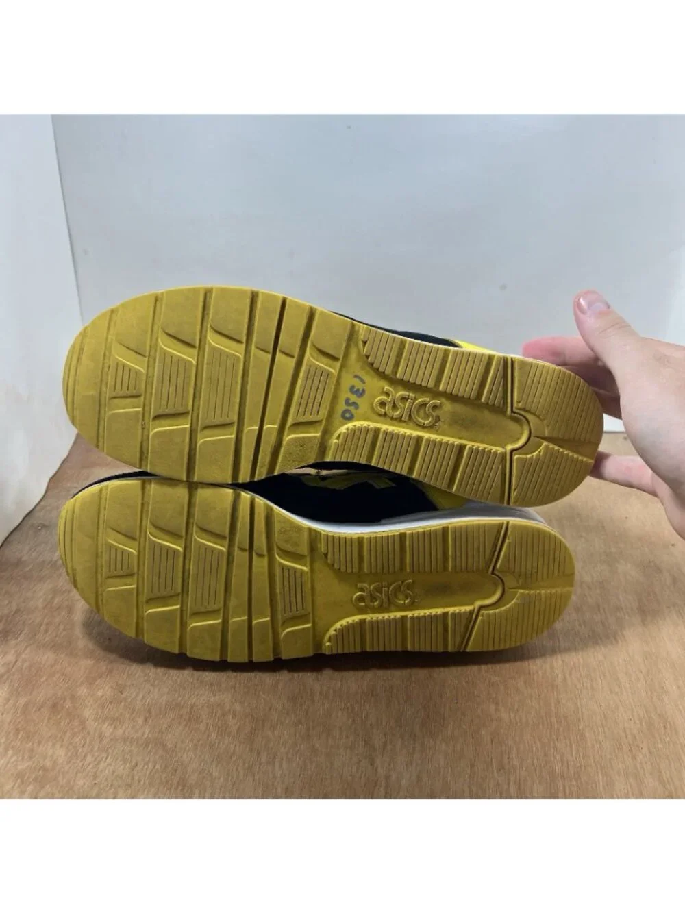 ASICS Tiger Gel-Lyte Cobra Kai Dojo Pack Sneakers Mens 10.5 Yellow/Black Suede